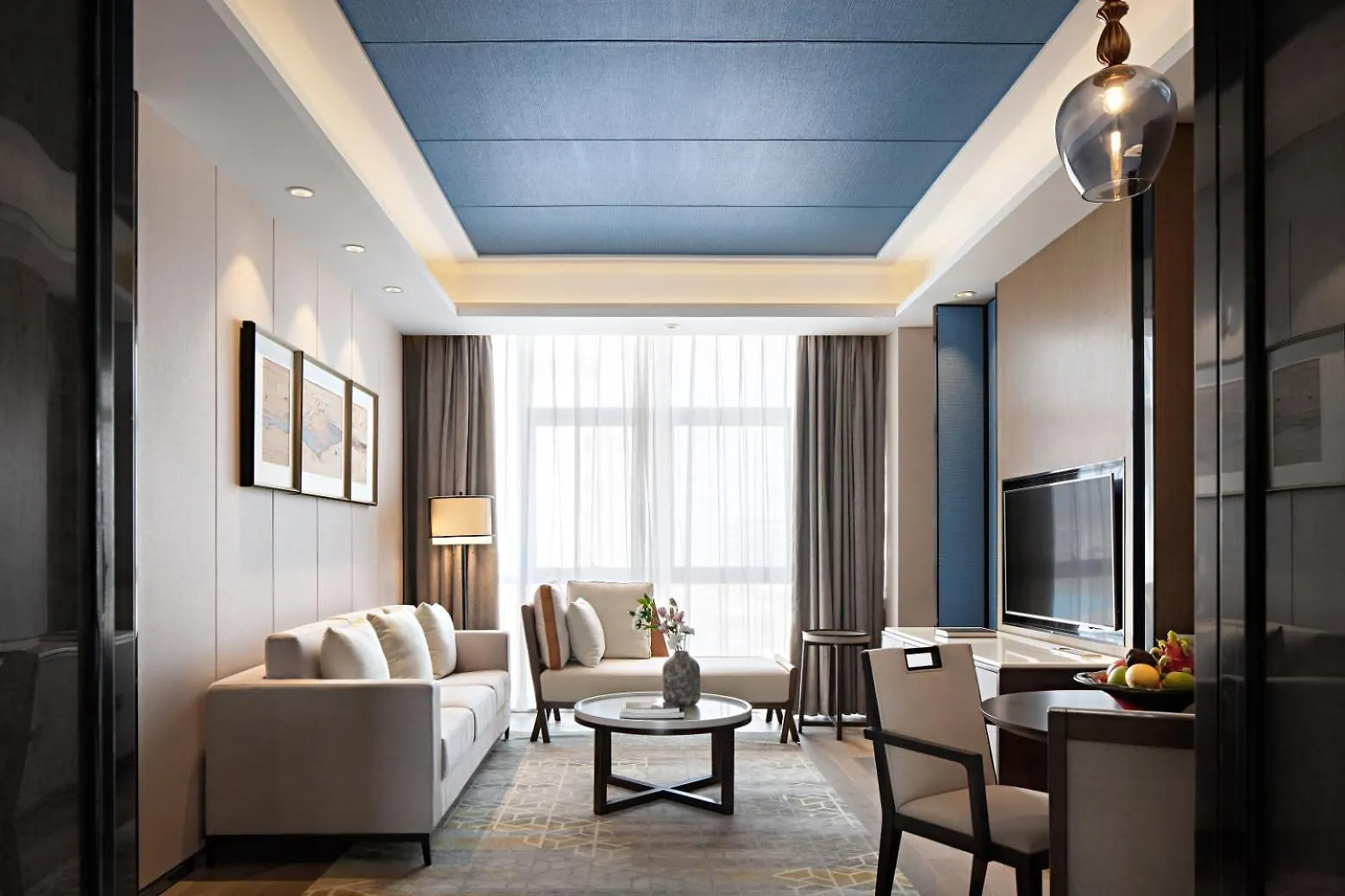 Prince Times Hotel سيهانوكفيل 5*,