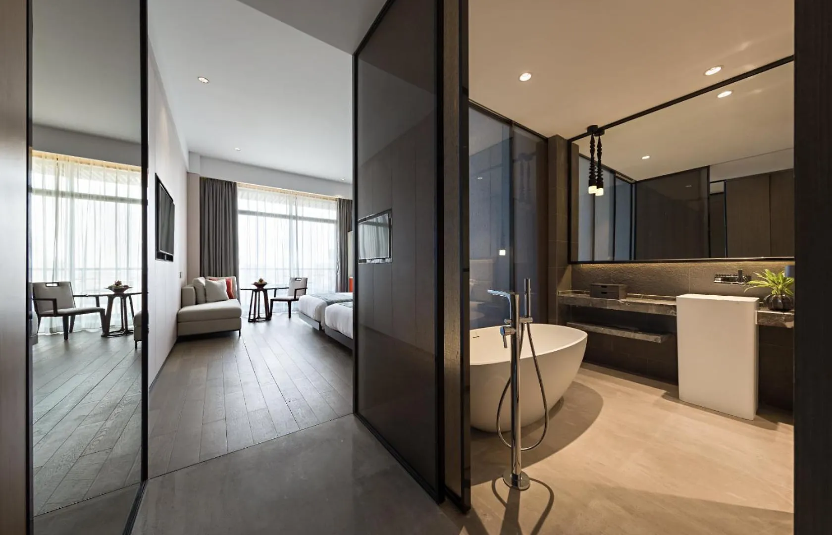 Prince Times Hotel سيهانوكفيل 5*,  كمبوديا