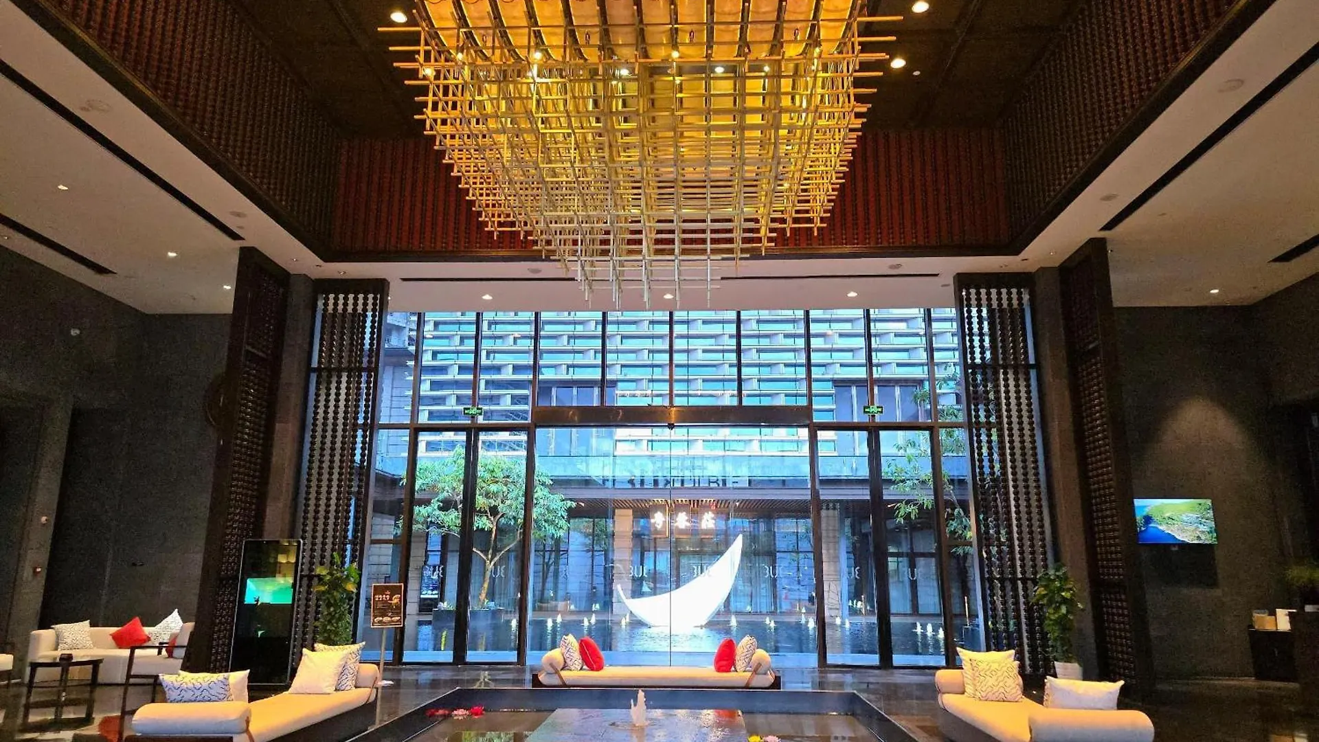 Tui Blue Sihanoukville Hotel