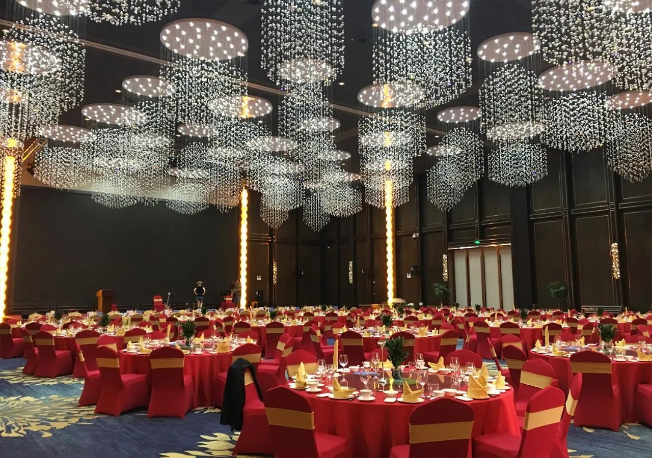 Prince Times Hotel سيهانوكفيل 5*,  كمبوديا