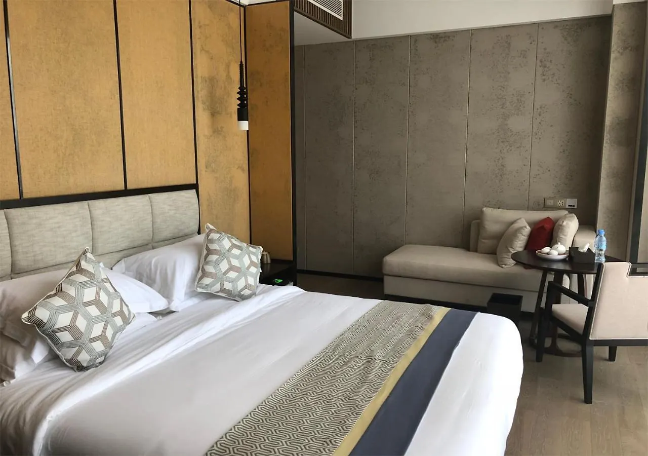 Prince Times Hotel سيهانوكفيل 5*,  كمبوديا