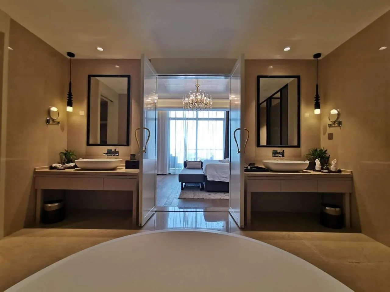 *****  Prince Times Hotel سيهانوكفيل كمبوديا